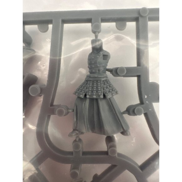 Forbidden Fortress Alt Gender Hero Miniatures Pack Sealed New Replacement SOB - Picture 5 of 7